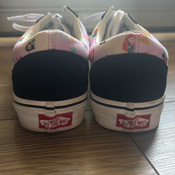 Disney100 VANS - Picture 8 of 9